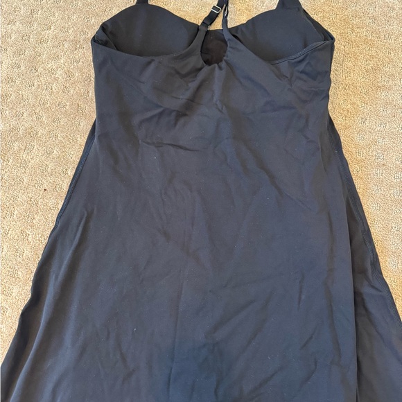 Amazon Ewedoo active dress - Picture 3 of 3